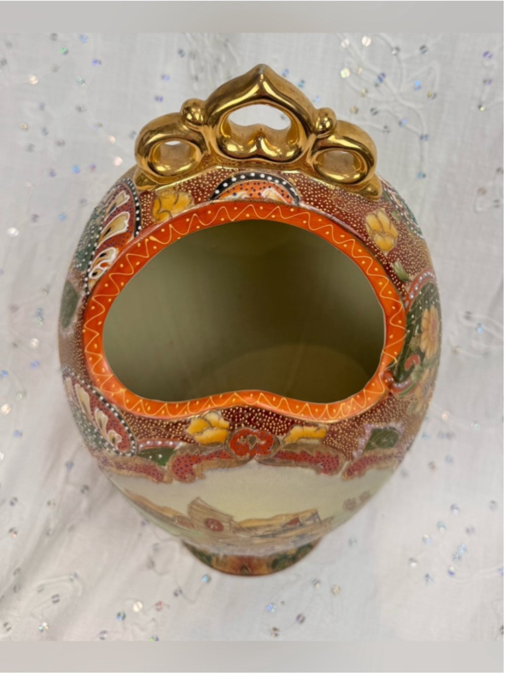 Vintage 1984 Chinese Satsuma Style Moon Flask Basket Vase 15” Gilded Chinoiserie - Picture 3 of 8